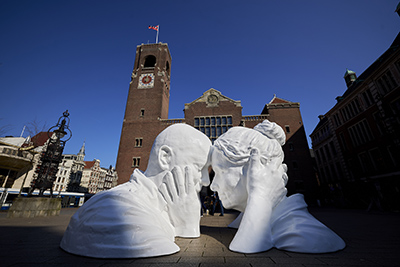 Blijf-nabij-Beursplein-Amsterdam-voor-Berlagegebouw-400px.jpg